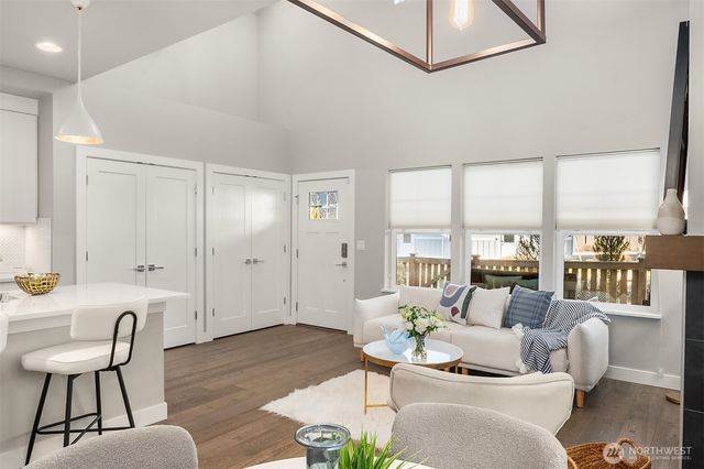 22785 SE 14th Court, Sammamish, WA 98075