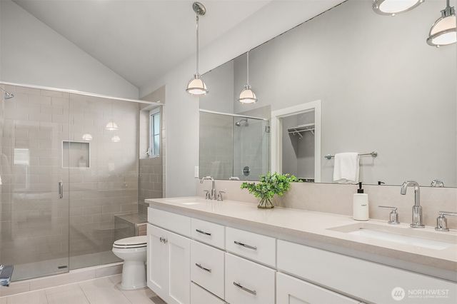 22785 SE 14th Court, Sammamish, WA 98075