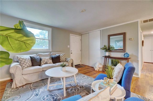 2013 Egger CIR, Hampton, VA 23663