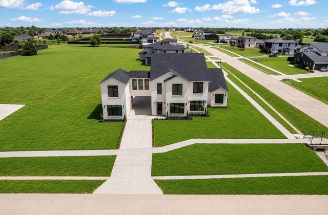 349 Valley Trail, Red Oak, TX 75154