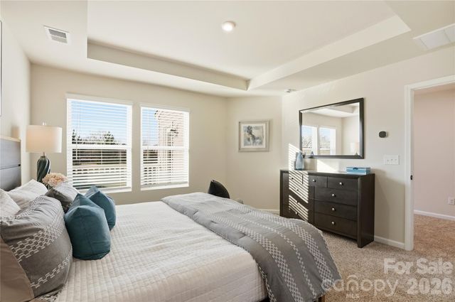 5205 Wyes Oak Lane, Charlotte, NC 28269