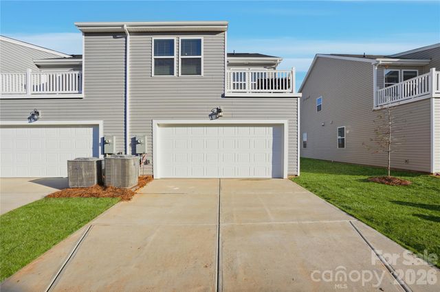 5205 Wyes Oak Lane, Charlotte, NC 28269