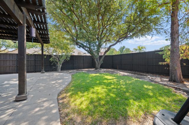 5925 Chatham Lane, The Colony, TX 75056