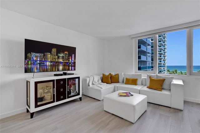 2301 Collins Avenue 542, Miami Beach, FL 33139
