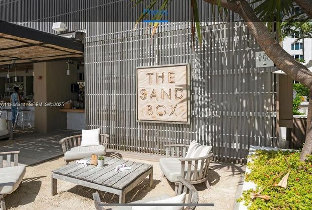 2301 Collins Avenue 542, Miami Beach, FL 33139