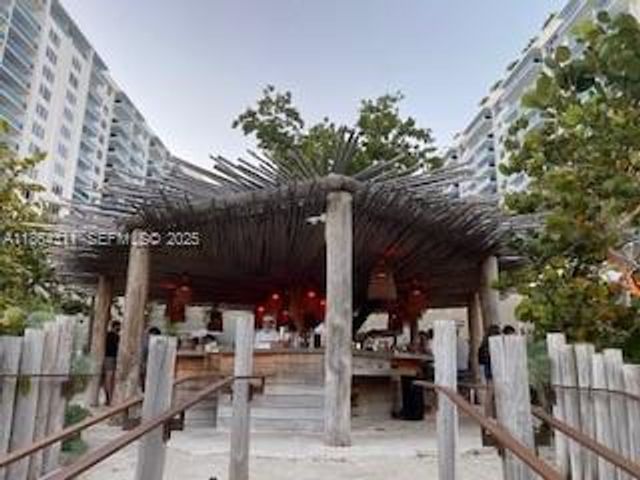 2301 Collins Avenue 542, Miami Beach, FL 33139
