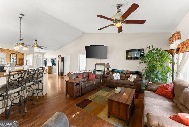 181 Asbury Mill Road, Cleveland, GA 30528