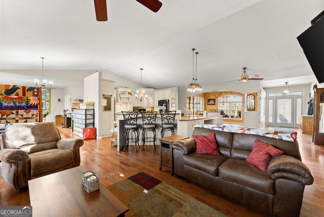 181 Asbury Mill Road, Cleveland, GA 30528