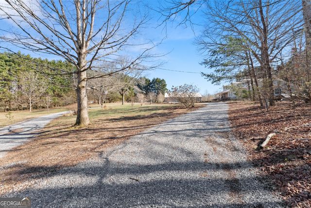 181 Asbury Mill Road, Cleveland, GA 30528