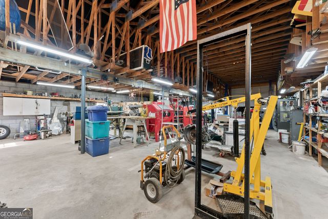 181 Asbury Mill Road, Cleveland, GA 30528