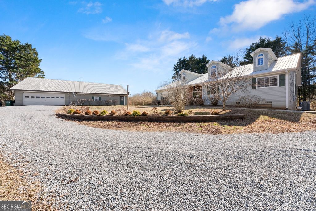 181 Asbury Mill Road, Cleveland, GA 30528