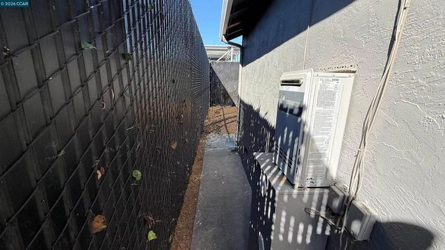 2319 Maricopa Ave, Richmond, CA 94804