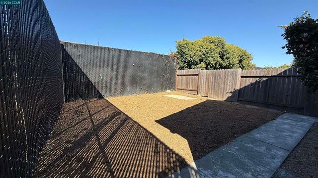 2319 Maricopa Ave, Richmond, CA 94804