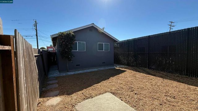 2319 Maricopa Ave, Richmond, CA 94804