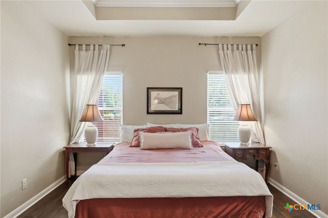 225 Greenway Drive, Seguin, TX 78155