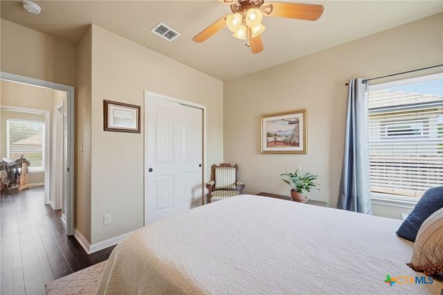 225 Greenway Drive, Seguin, TX 78155
