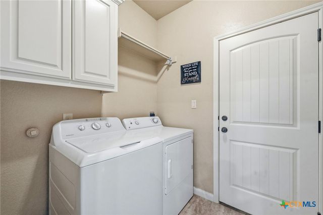 225 Greenway Drive, Seguin, TX 78155