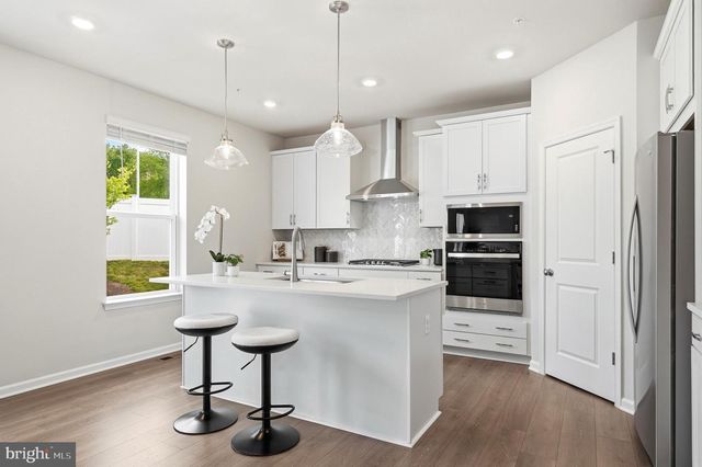 10022 SELKIE LN, Waldorf, MD 20601