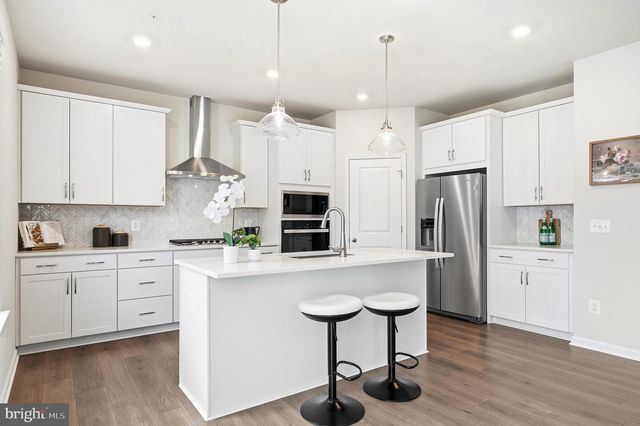10022 SELKIE LN, Waldorf, MD 20601