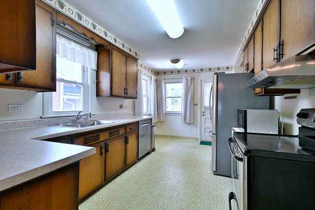 7637 W Armitage Avenue, Elmwood Park, IL 60707