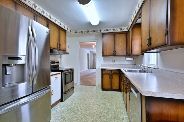 7637 W Armitage Avenue, Elmwood Park, IL 60707