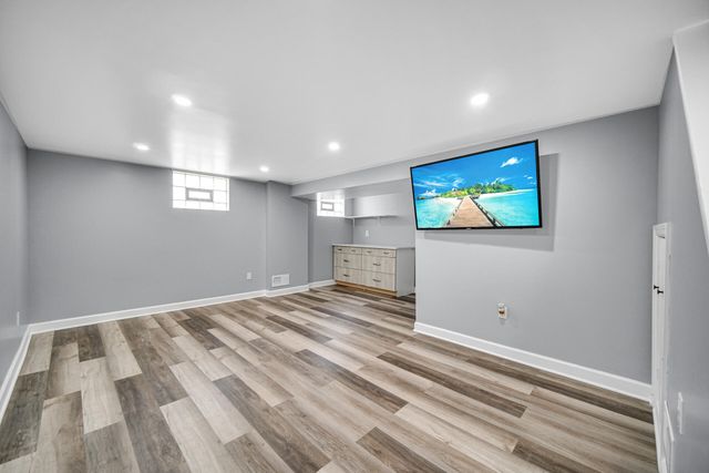 6646 Carolina Avenue, Hammond, IN 46323