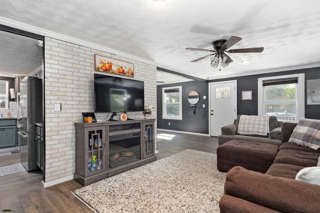 721 West Dale Street, Springfield, MO 65803