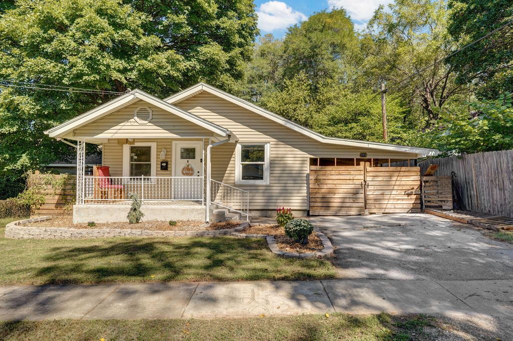 721 West Dale Street, Springfield, MO 65803