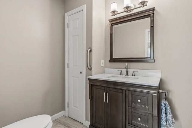 991 Route 10 N, Grantham, NH 03753