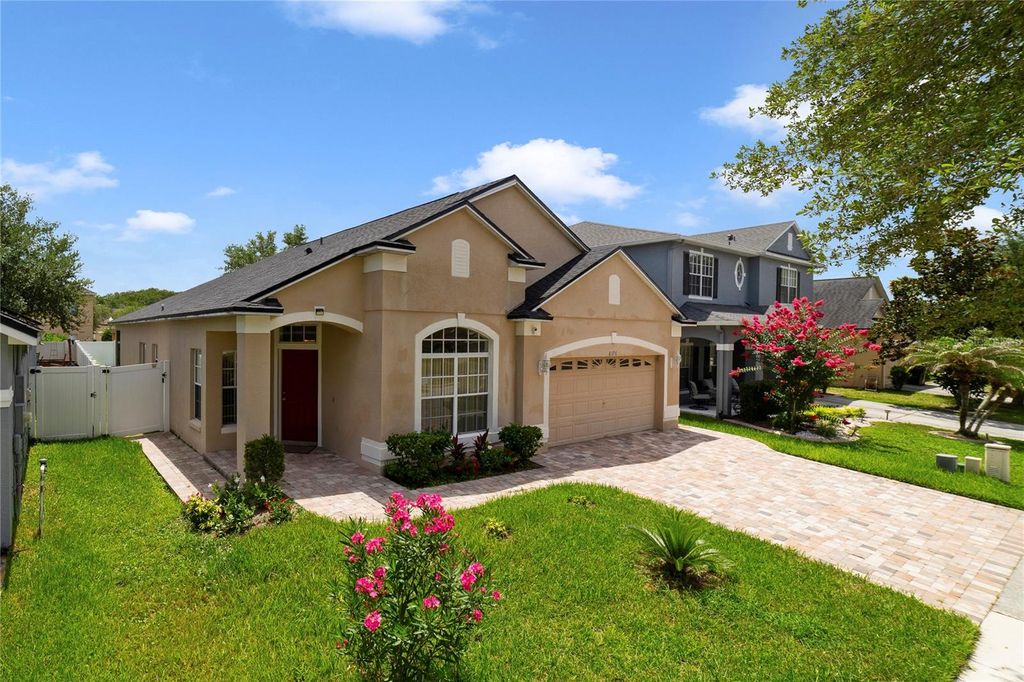 Image 25 of property listing at 8376 PORT LANCASHIRE DRIVE, Orlando, FL 32829