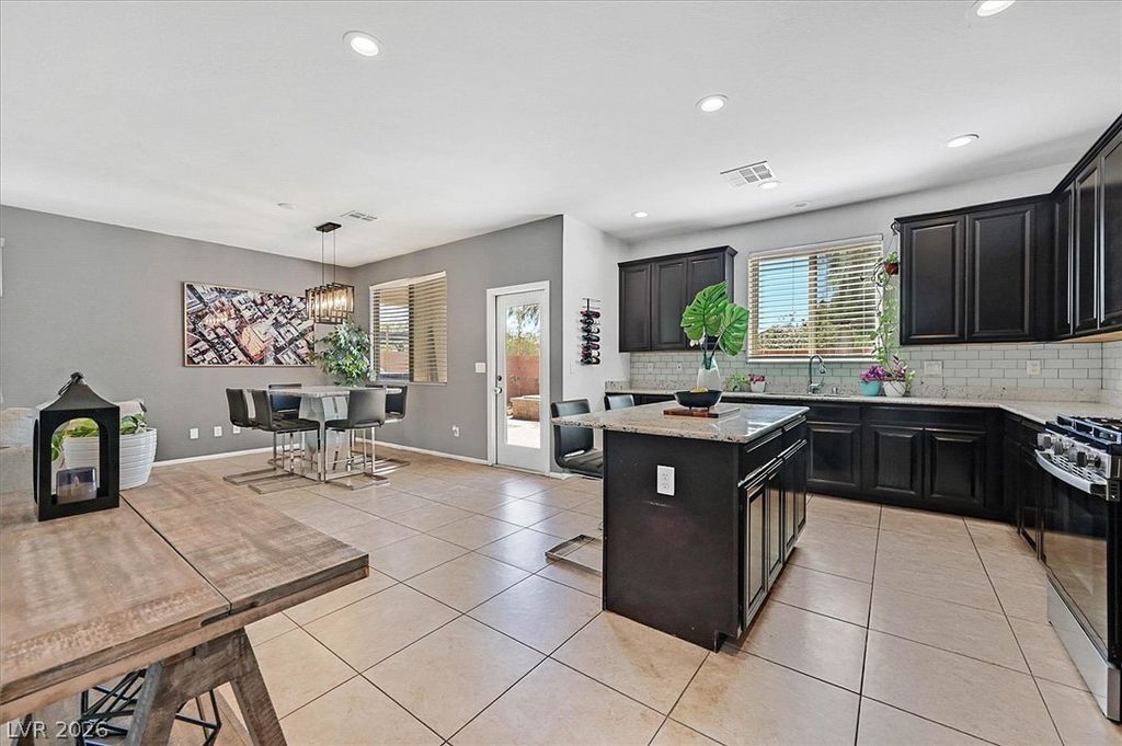 Image 12 of property listing at 10750 Brewster Bay Street, Las Vegas, NV 89179