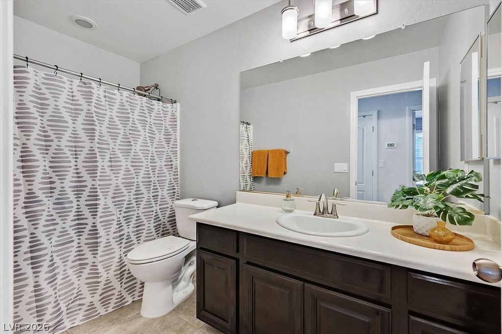 Image 27 of property listing at 10750 Brewster Bay Street, Las Vegas, NV 89179