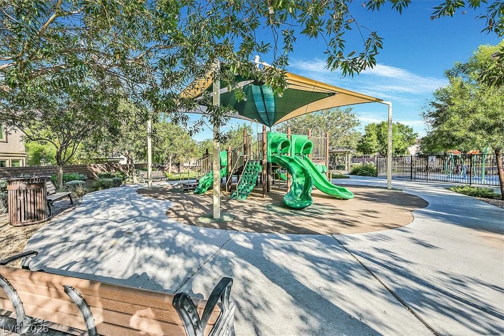 Image 38 of property listing at 10750 Brewster Bay Street, Las Vegas, NV 89179