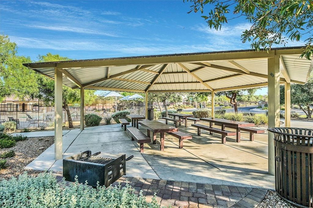 Image 40 of property listing at 10750 Brewster Bay Street, Las Vegas, NV 89179