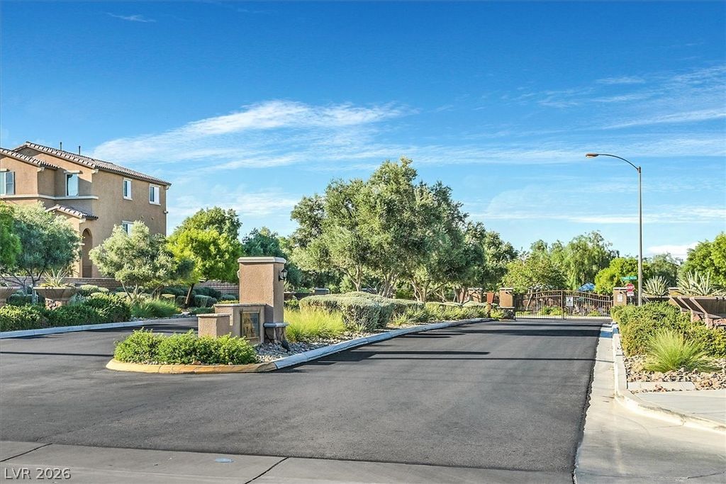 Image 42 of property listing at 10750 Brewster Bay Street, Las Vegas, NV 89179