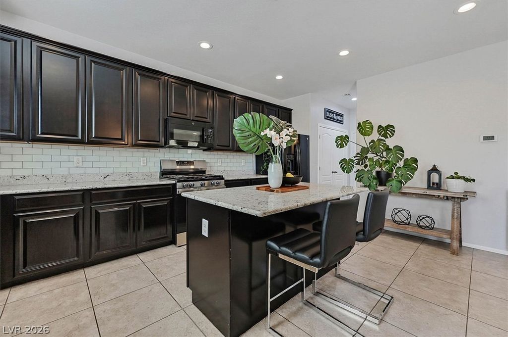 Image 9 of property listing at 10750 Brewster Bay Street, Las Vegas, NV 89179
