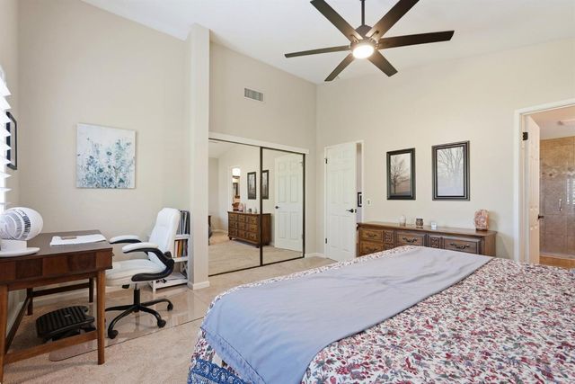 8804 Bradbury Ct, Elk Grove, CA 95624