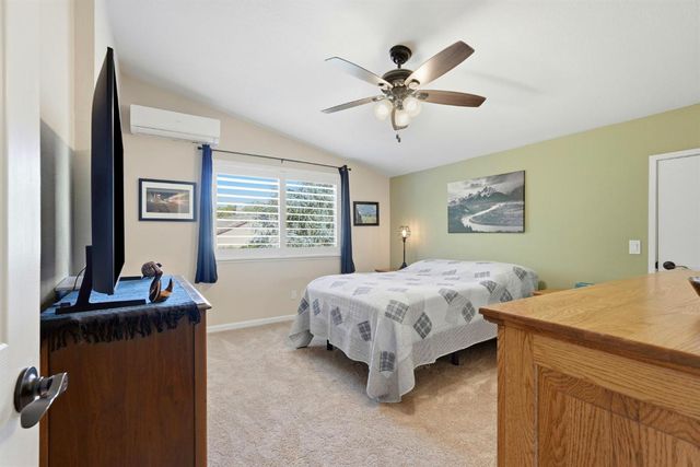 8804 Bradbury Ct, Elk Grove, CA 95624