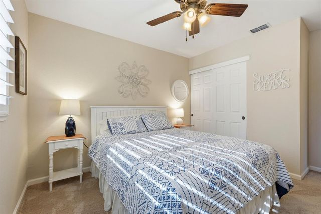 8804 Bradbury Ct, Elk Grove, CA 95624