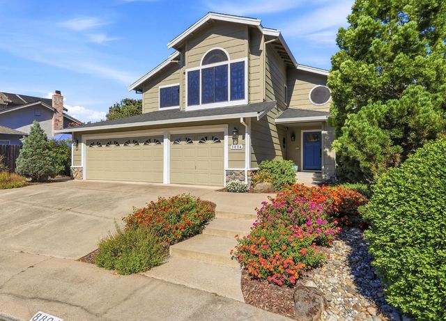 8804 Bradbury Ct, Elk Grove, CA 95624