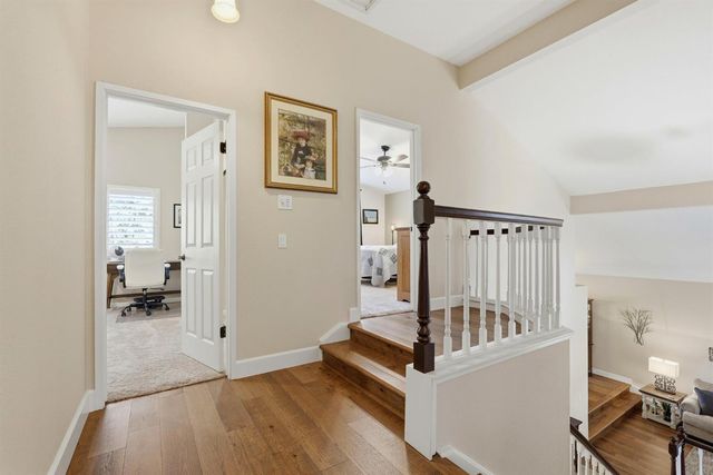 8804 Bradbury Ct, Elk Grove, CA 95624