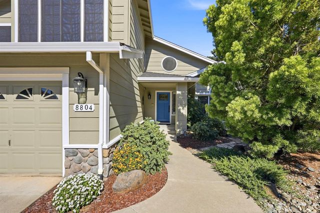 8804 Bradbury Ct, Elk Grove, CA 95624