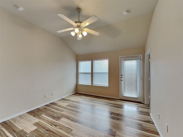 1905 Sharpsbury Drive, Euless, TX 76040