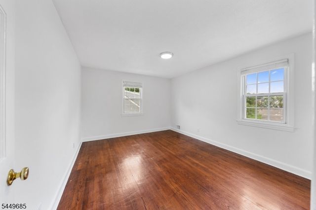 896 Maurice Ave, Rahway City, NJ 07065