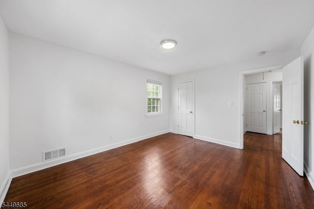 896 Maurice Ave, Rahway City, NJ 07065