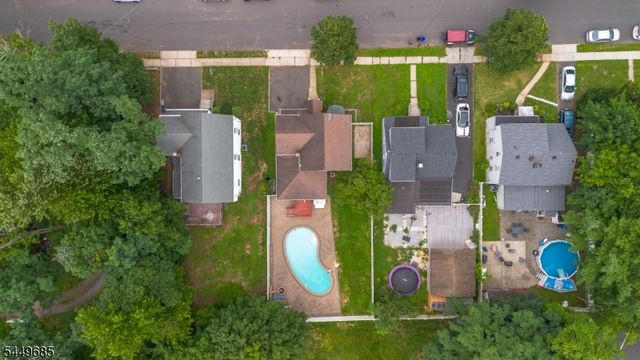 896 Maurice Ave, Rahway City, NJ 07065