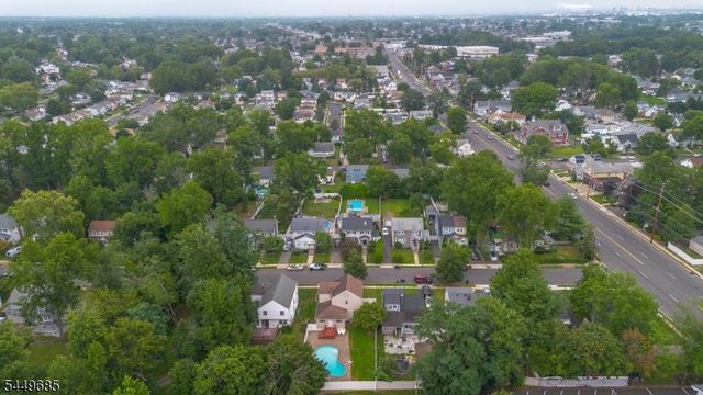 896 Maurice Ave, Rahway City, NJ 07065