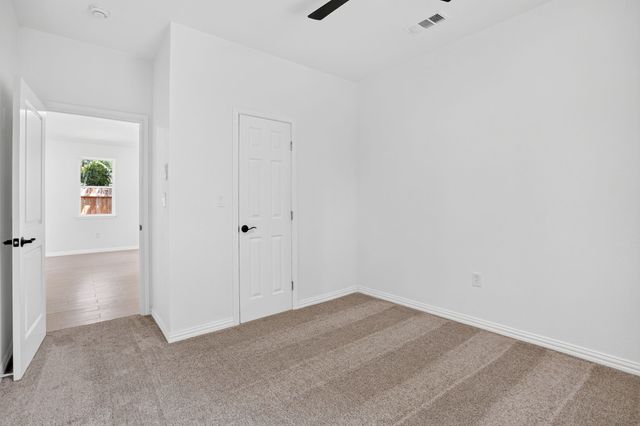373 5TH Street NW, Paris, TX 75460