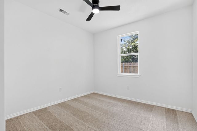 373 5TH Street NW, Paris, TX 75460
