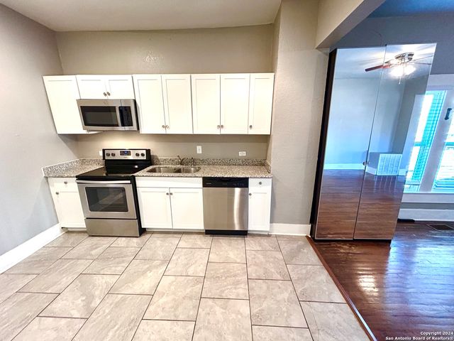 502 E Laurel Apt 1, San Antonio, TX 78212
